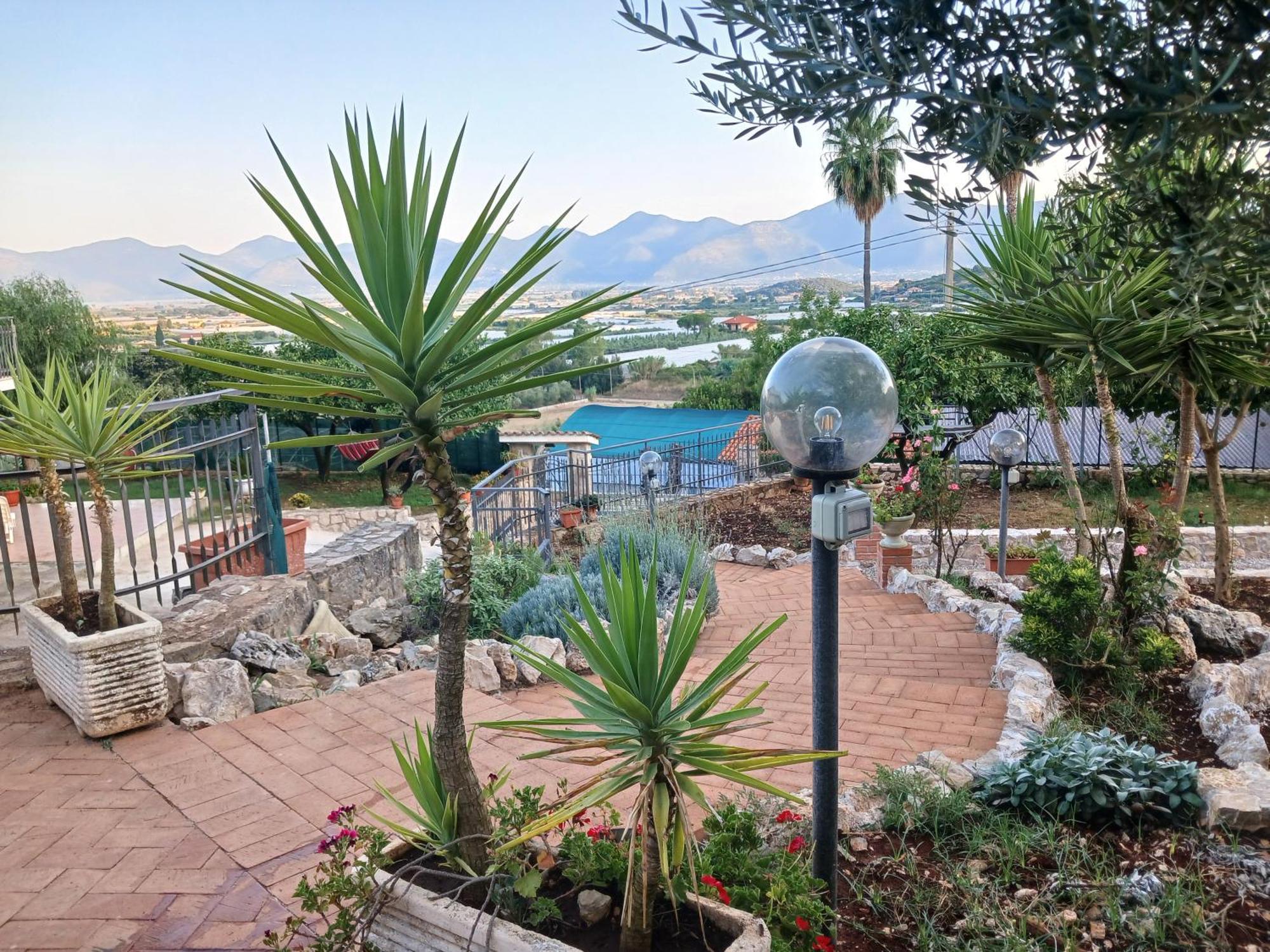 Appartamento In Collina Fondi Exterior photo